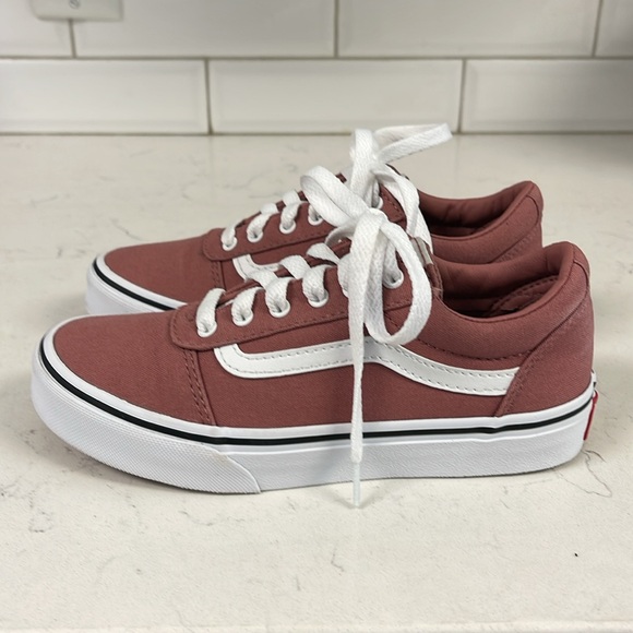 VANS MISSY WARD SKATE SHOES ROSE SIZE 2 - Picture 11 of 16